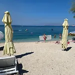 Donatella 2 Podstrana
