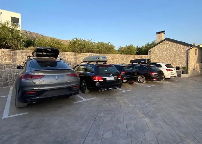 Donatella 2 Lejlighed